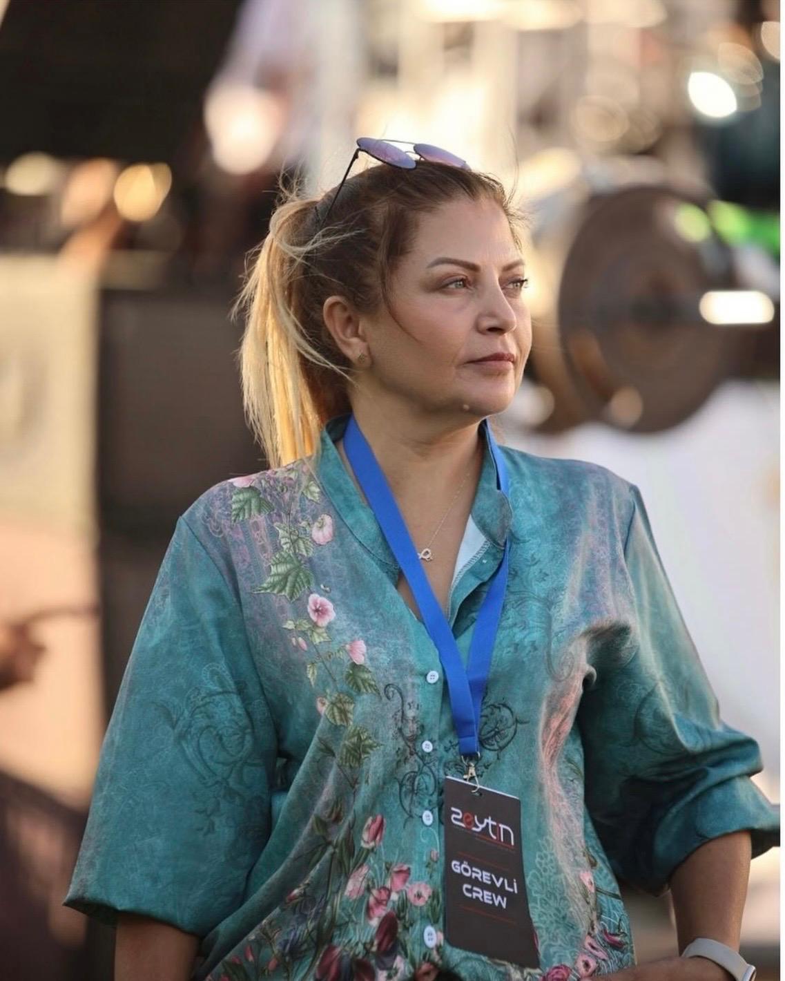 Demet DOĞAN portresi